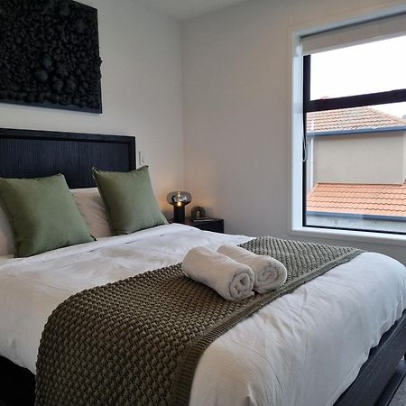Cloud Nine Elegant Escape Awaits Daire Christchurch Dış mekan fotoğraf