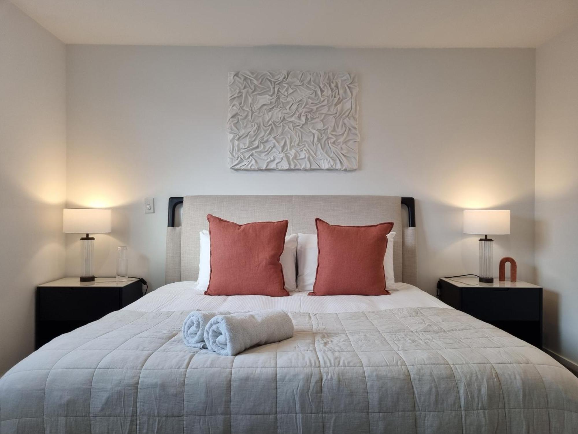 Cloud Nine Elegant Escape Awaits Daire Christchurch Dış mekan fotoğraf