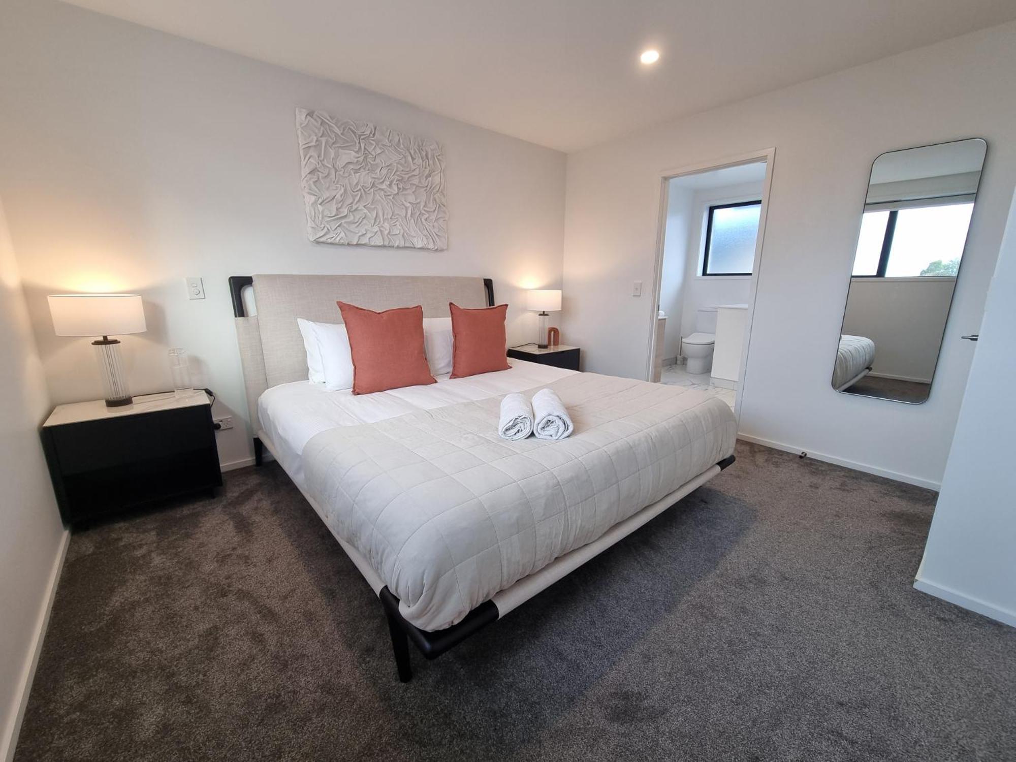 Cloud Nine Elegant Escape Awaits Daire Christchurch Dış mekan fotoğraf
